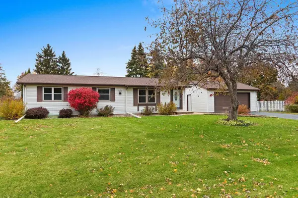 W6672 CEDAR DRIVE, Greenville, WI 54942