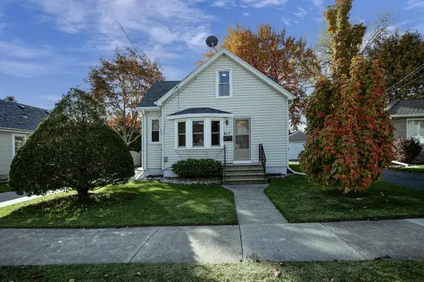 617 8TH STREET, Menasha, WI 54952