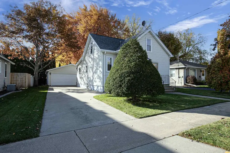 617 8TH STREET, Menasha, WI 54952 - Image #3