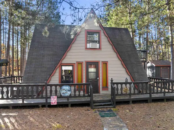 N8877 DEBBIE LANE, Crivitz, WI 54114