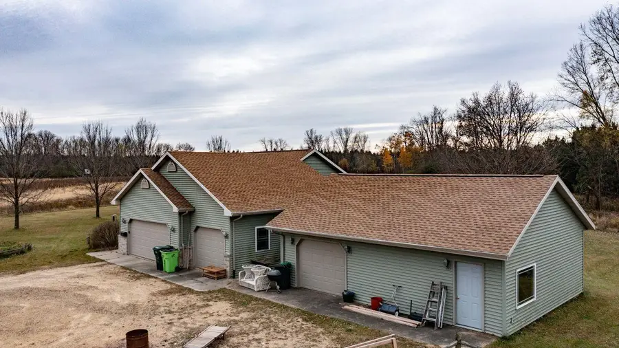 E8835 HUNTLEY ROAD, New London, WI 54961 - Image #2