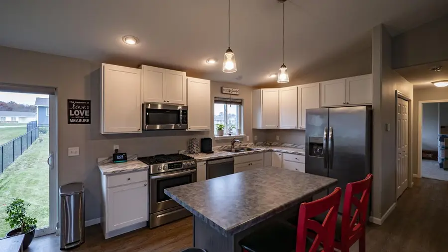 1545 WEBSTER WAY, Waupaca, WI 54981 - Image #3