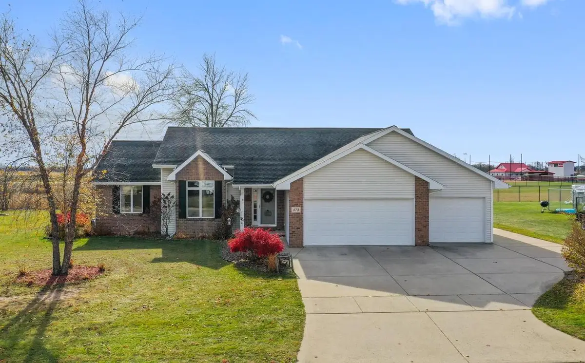478 FALCON DRIVE, Pulaski, WI 54162 - Image #1