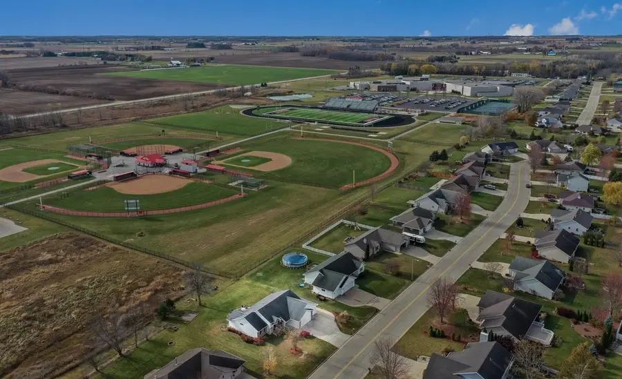 478 FALCON DRIVE, Pulaski, WI 54162 - Image #2