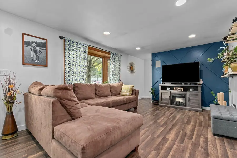 602 NORTH STREET, Waupaca, WI 54981 - Image #2