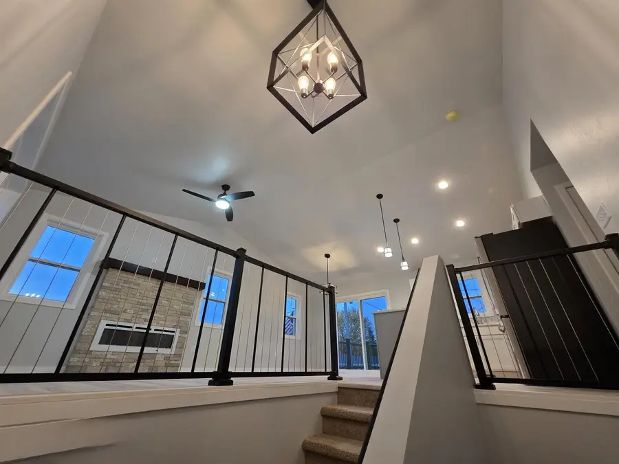 980 BYRD AVENUE, Neenah, WI 54956 - Image #2