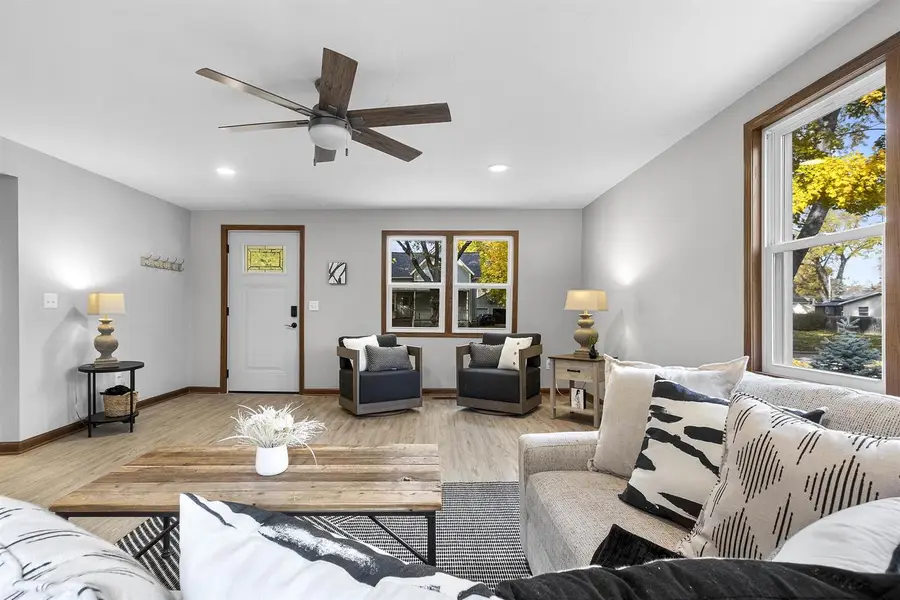 620 N MICHIGAN STREET, De Pere, WI 54115 - Image #2