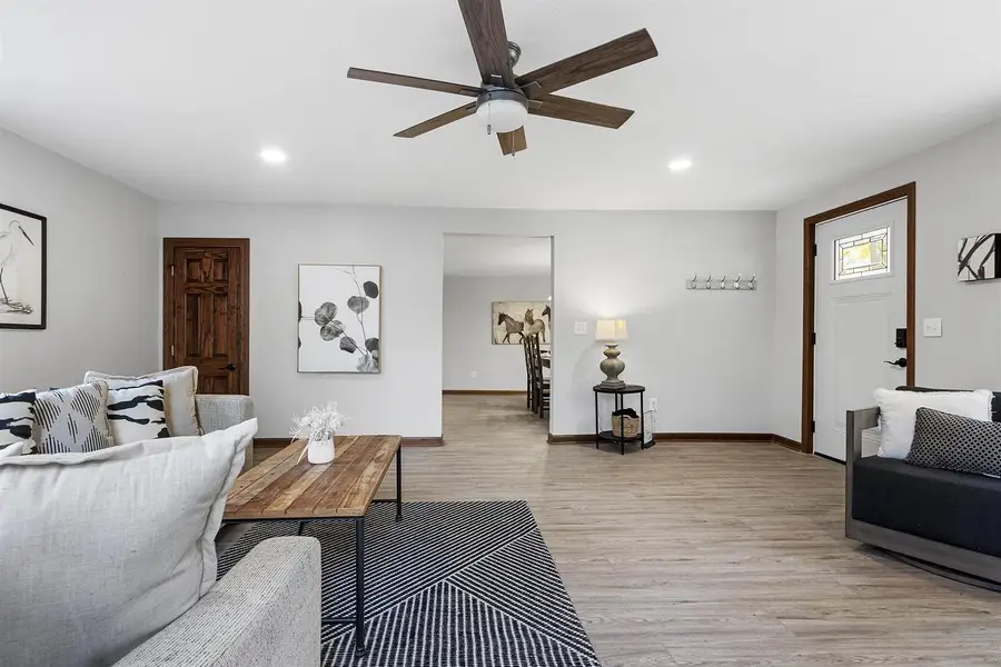 620 N MICHIGAN STREET, De Pere, WI 54115 - Image #3