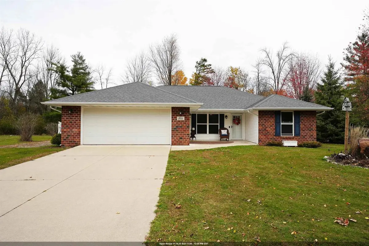203 BITTERS AVENUE, Oconto, WI 54153 - Image #1