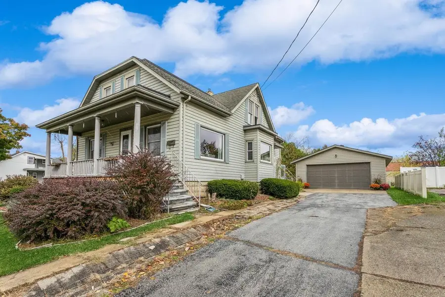 314 COLUMBUS AVENUE, Brillion, WI 54110 - Image #2