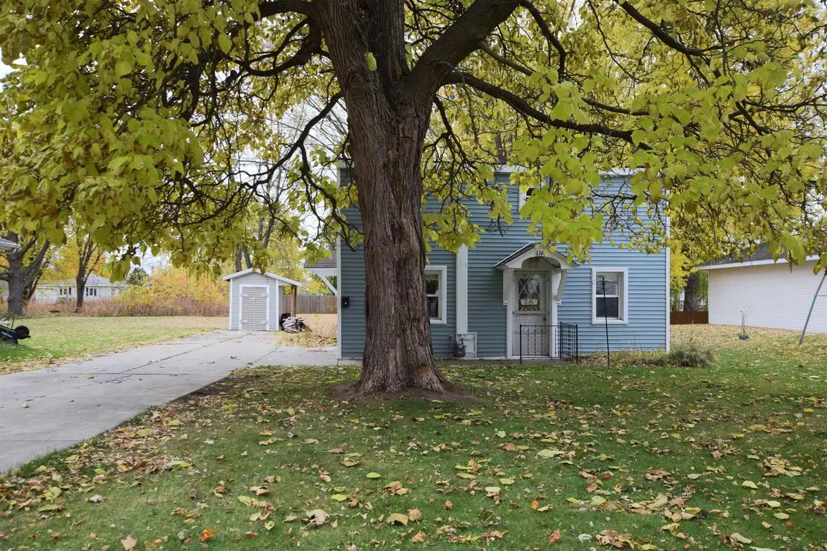 1746 LOST LANE, Green Bay, WI 54302 - Image #1