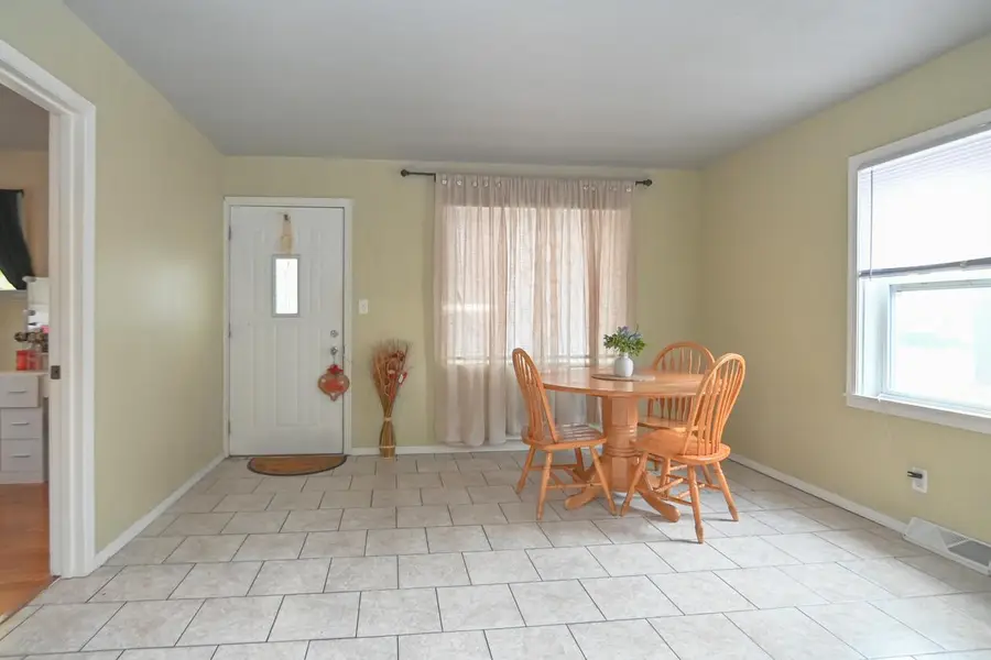 517 GROVE STREET, Green Bay, WI 54302 - Image #3