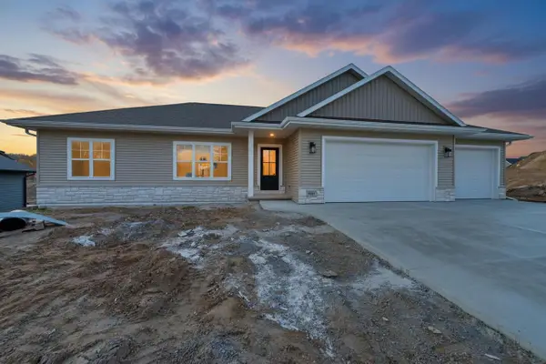 903 MOONBEAM LANE, Francis Creek, WI 54214