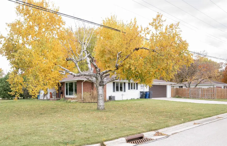 3610 SUNNYSLOPE STREET, Green Bay, WI 54301 - Image #2