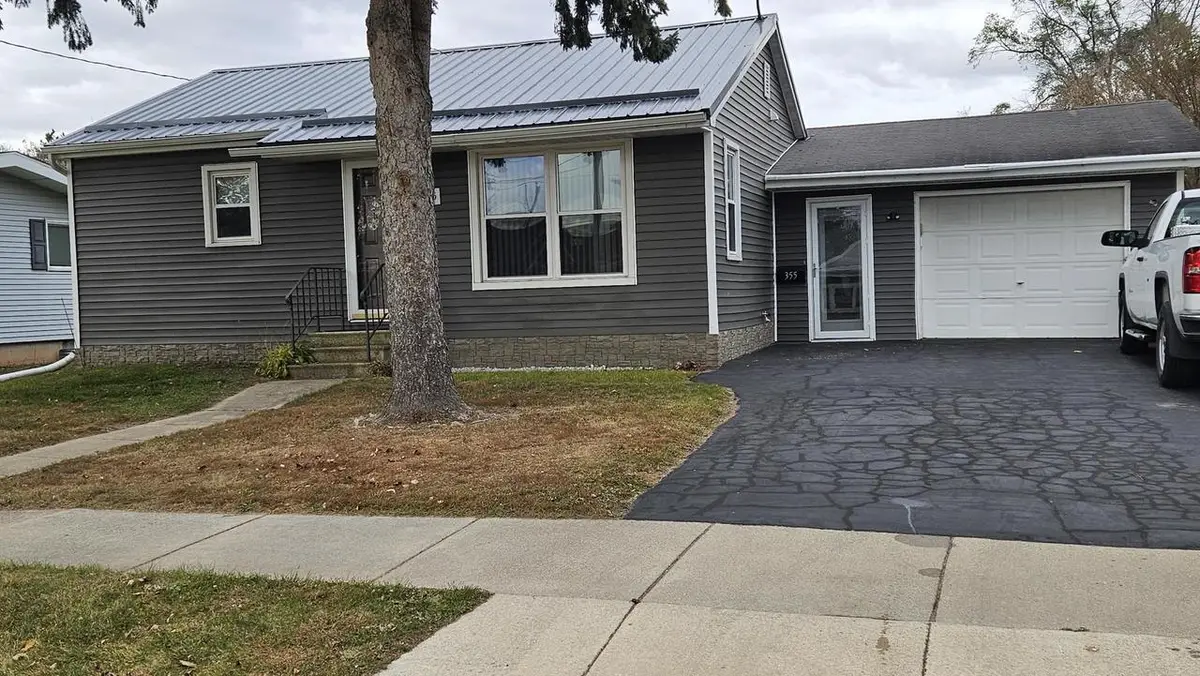 355 SW CERESCO STREET, Berlin, WI 54923 - Image #1