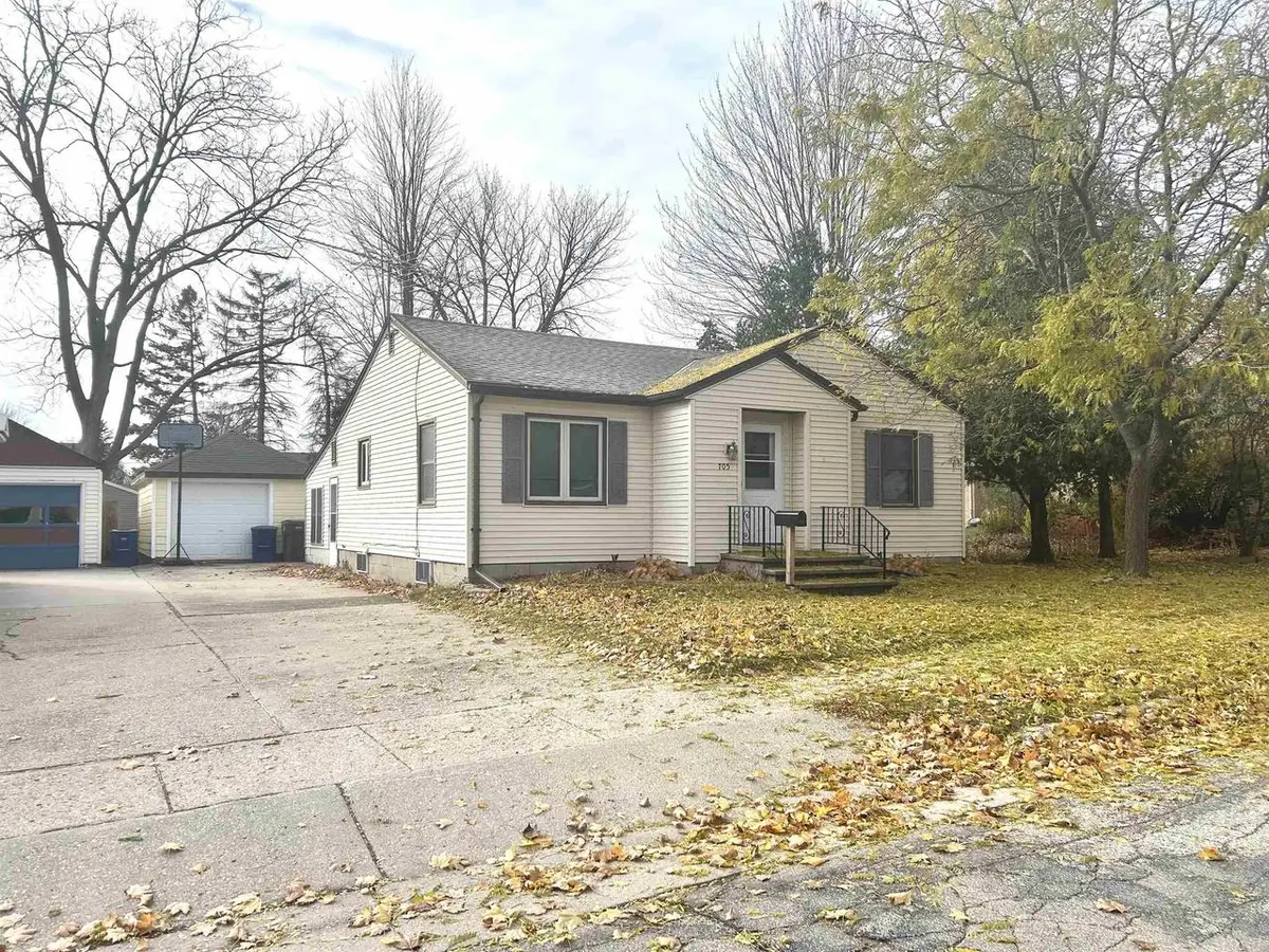 705 6TH STREET, Menasha, WI 54952 - Image #1