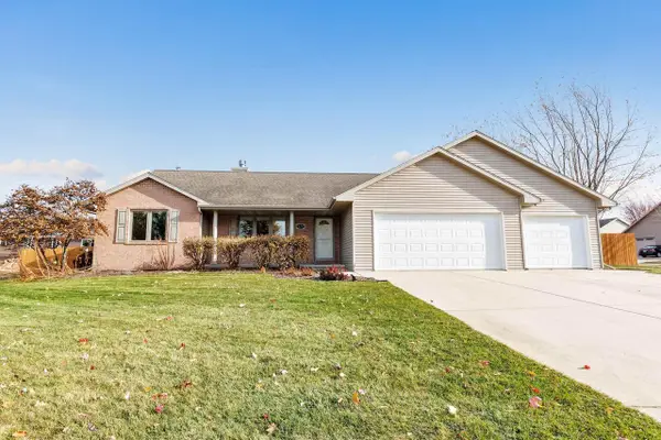 479 EARNHARDT COURT, Green Bay, WI 54311