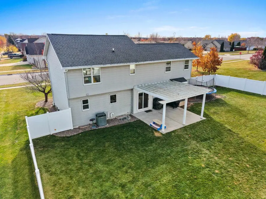 2402 OLD IVY ROAD, De Pere, WI 54115 - Image #2