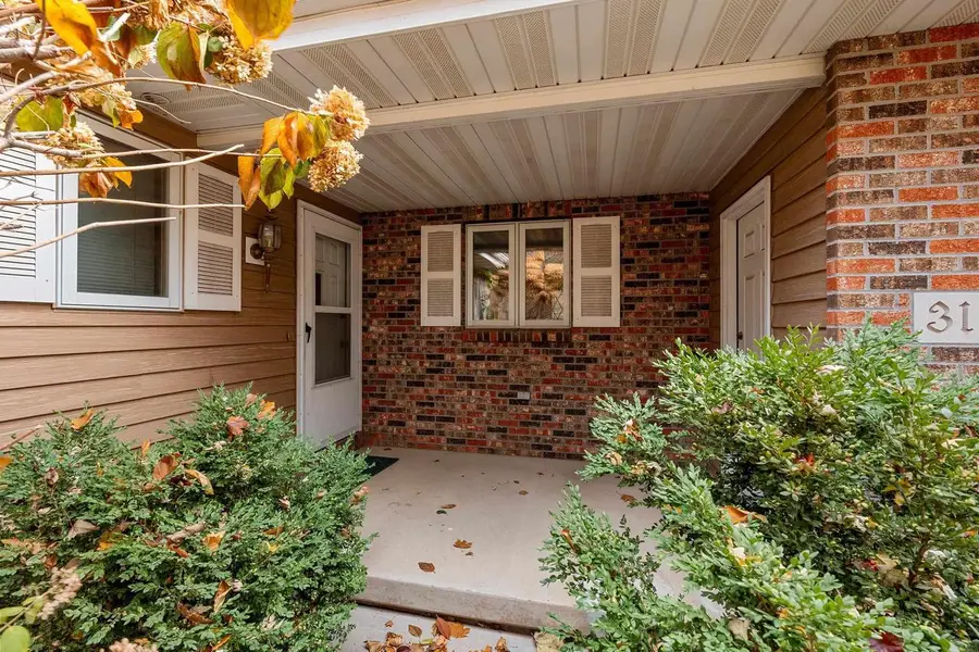 3118 N ONEIDA STREET, Appleton, WI 54911 - Image #2