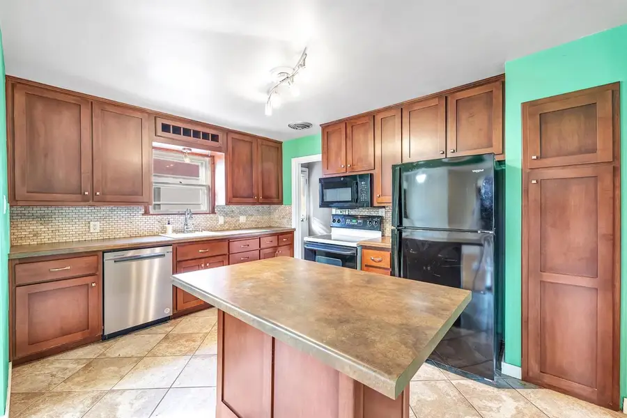 1108 NICOLET AVENUE, Green Bay, WI 54304 - Image #3