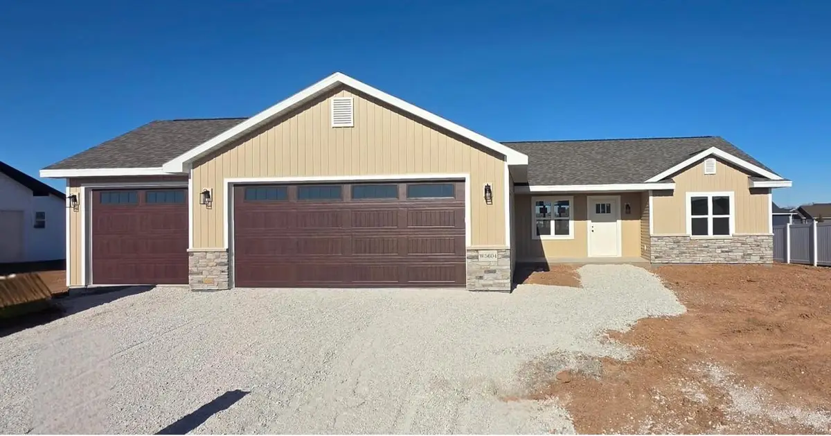 W5604 TONYS WAY, Appleton, WI 54915 - Image #1