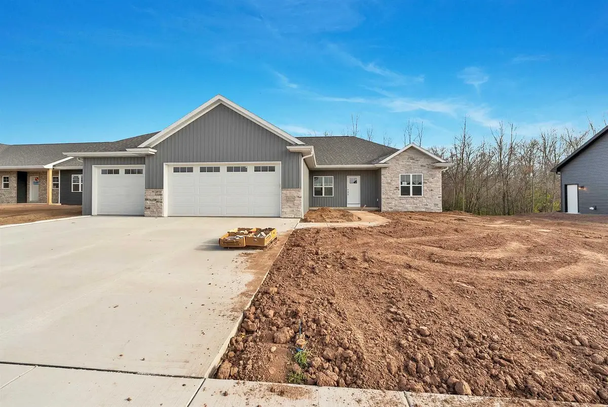 2578 N STELLITA CIRCLE, De Pere, WI 54115 - Image #1