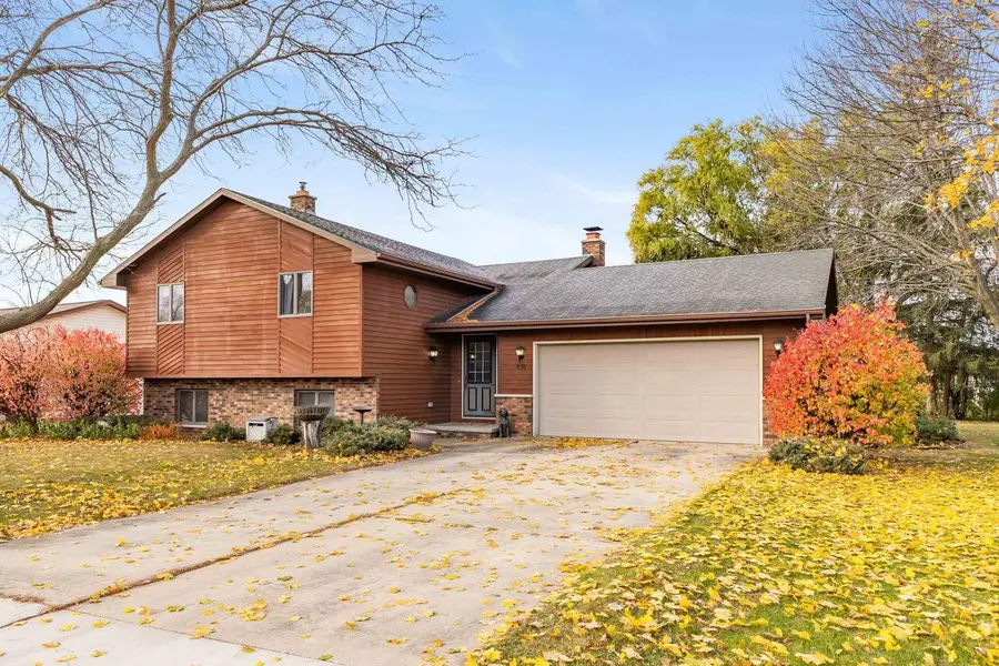 431 S CASALOMA DRIVE, Appleton, WI 54914 - Image #2