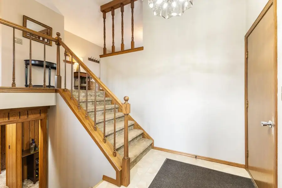 431 S CASALOMA DRIVE, Appleton, WI 54914 - Image #3