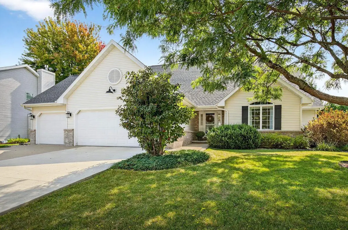 805 KENSINGTON ROAD, Neenah, WI 54956 - Image #1