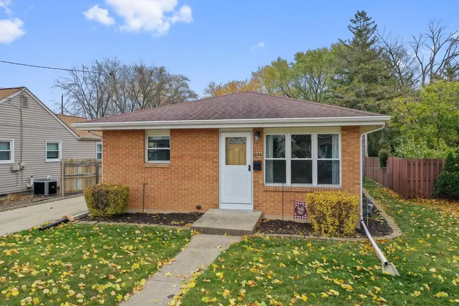 1644 WISCONSIN STREET, Oshkosh, WI 54901 - Image #2