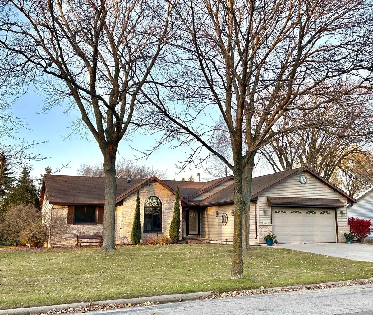 1500 GENEVA ROAD, Menasha, WI 54952 - Image #1