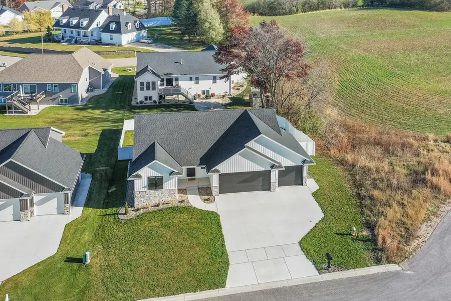 1104 BAY MIST DRIVE, Green Bay, WI 54311 - Image #2