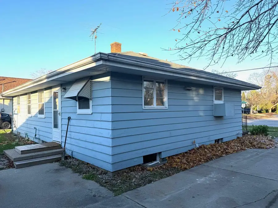 1625 WISCONSIN STREET, Oshkosh, WI 54901 - Image #3