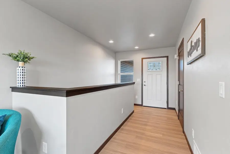 1715 SOVEREIGN WAY, Neenah, WI 54956 - Image #3