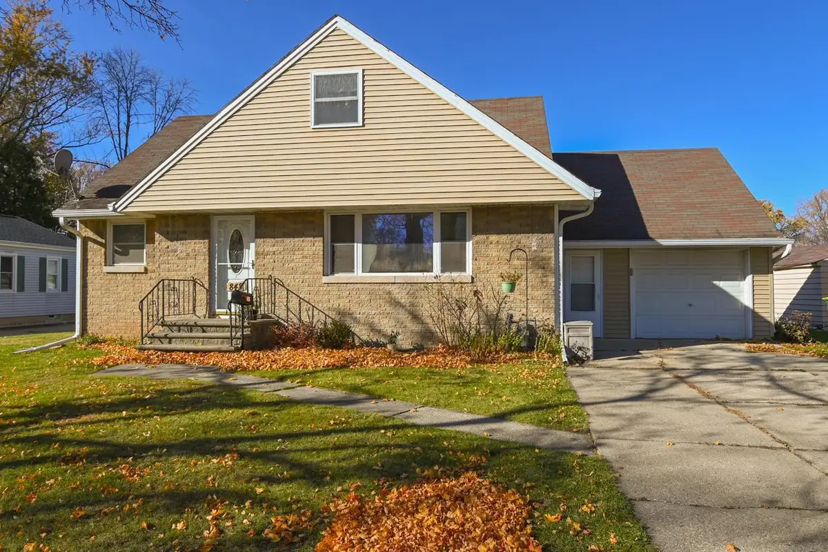 848 REDWOOD DRIVE, Green Bay, WI 54304 - Image #1