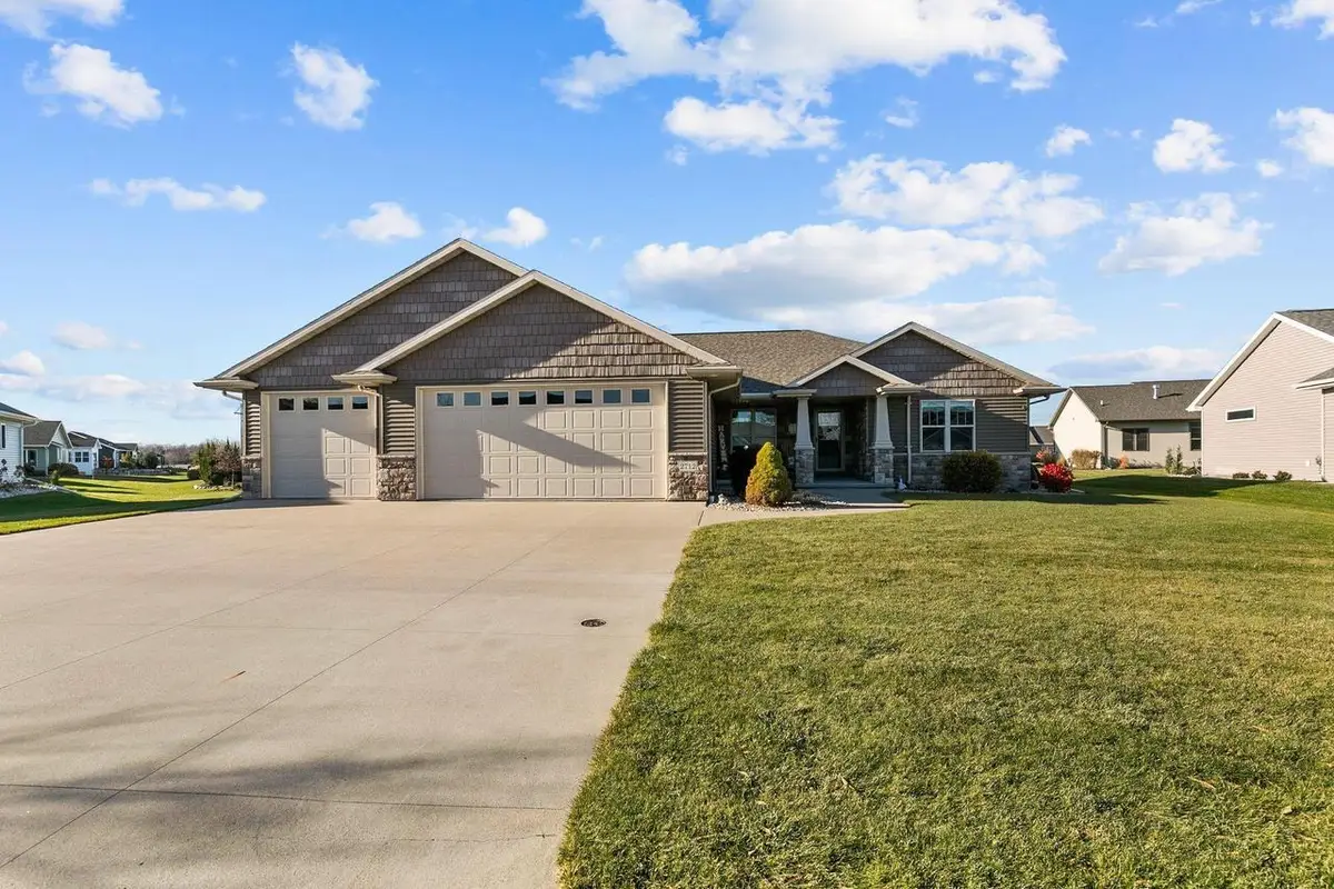 2712 W FALLEN OAK DRIVE, Appleton, WI 54913 - Image #1