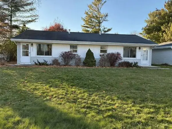 1341 SUNRAY LANE, Green Bay, WI 54313