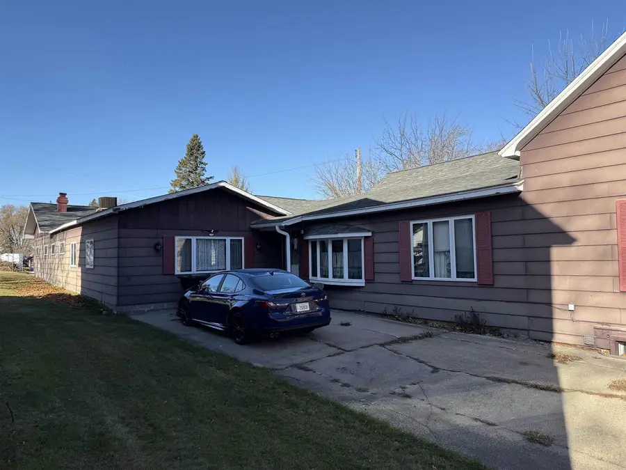 121 S ELLIS AVENUE, Peshtigo, WI 54157 - Image #2