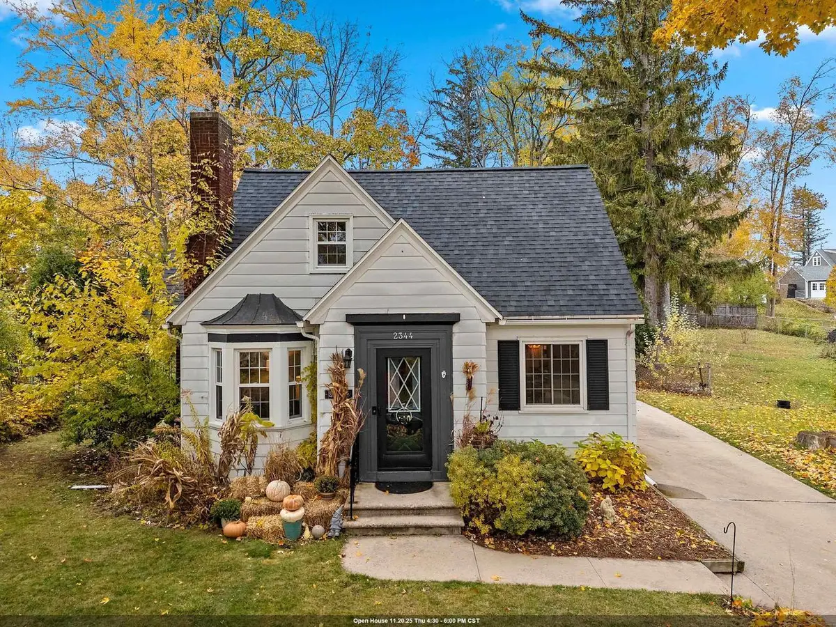 2344 OAKWOOD AVENUE, Green Bay, WI 54301 - Image #1