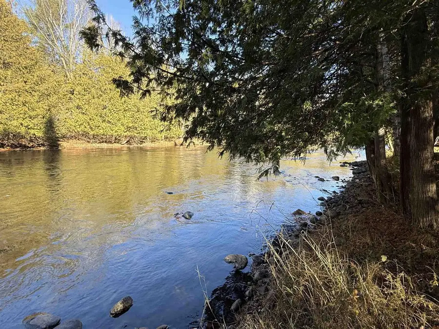 5031 FLAT ROCK HEIGHTS LANE, Cecil, WI 54111 - Image #2