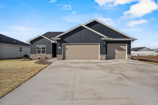 2518 TIPPERARY TRAIL, De Pere, WI 54115