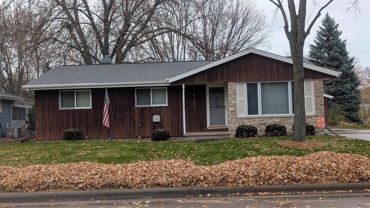 1122 GREEN ACRES LANE, Neenah, WI 54956 - Image #1