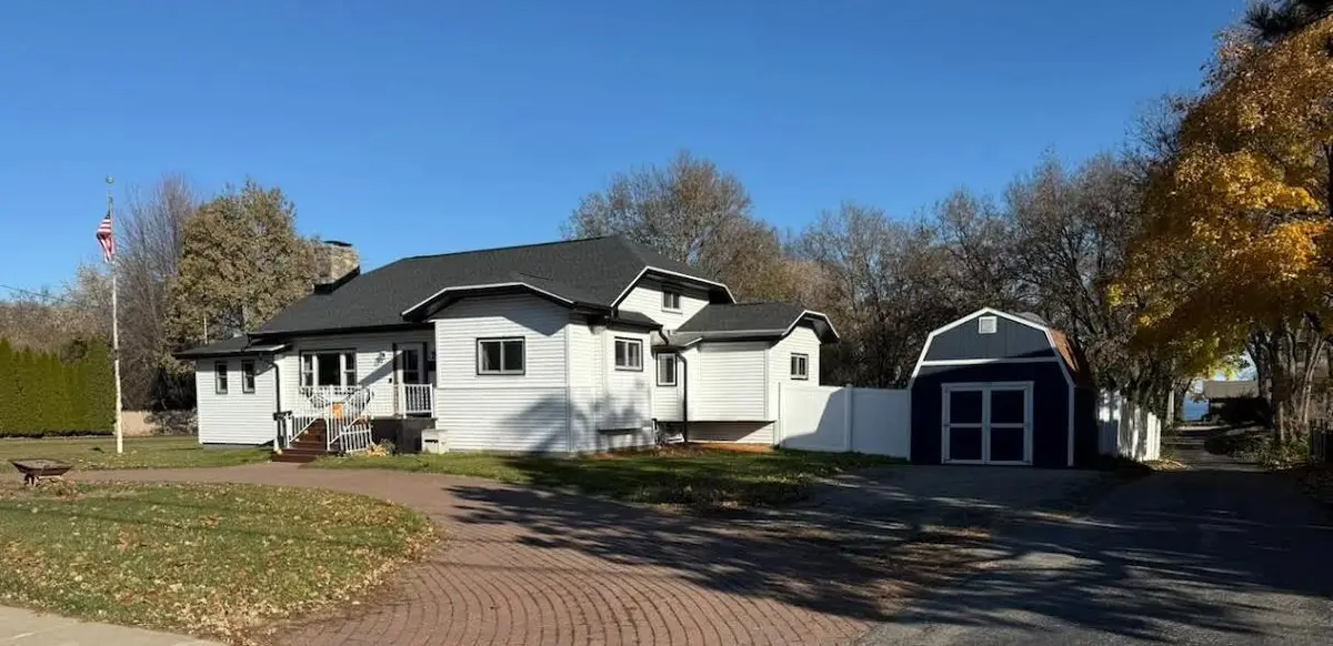 726 S PARK AVENUE, Neenah, WI 54956 - Image #1