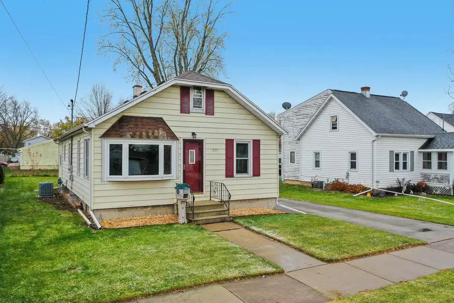 333 GRANDVIEW AVENUE, Menasha, WI 54952 - Image #2