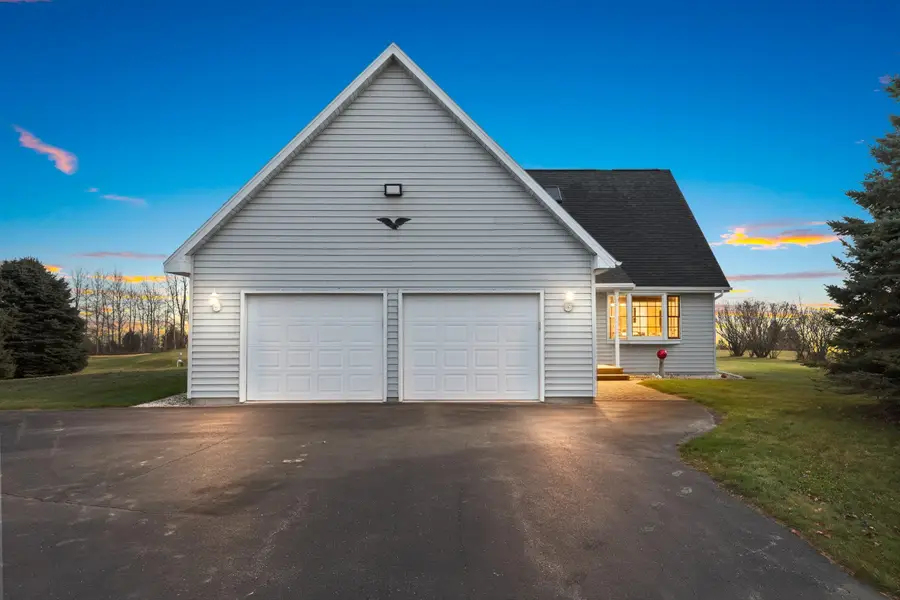 N1356 LAKESHORE DRIVE, Kewaunee, WI 54216 - Image #2