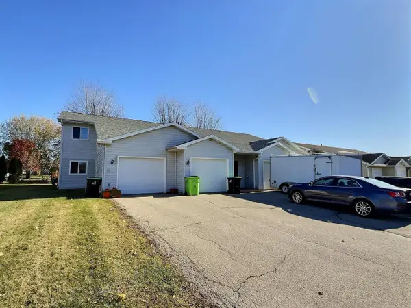 280 WINTERGREEN DRIVE, Omro, WI 54963