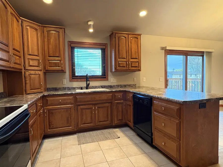 3186 LIBERTY BELL ROAD, Green Bay, WI 54313 - Image #2