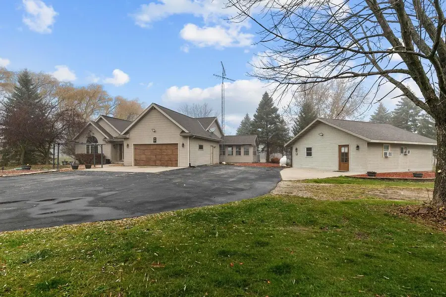 W7171 ROGERSVILLE ROAD, Fond Du Lac, WI 54937 - Image #3