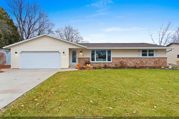 526 LORRAINE LANE, Green Bay, WI 54311