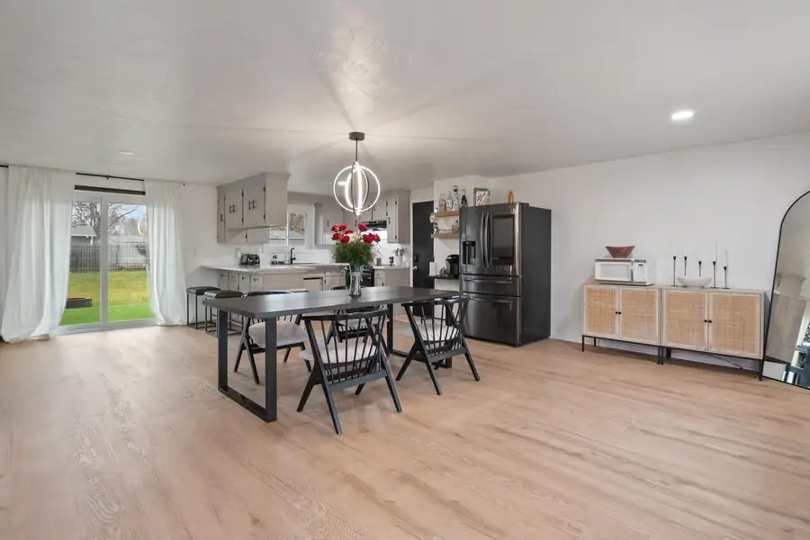 2607 VICKI LANE, Green Bay, WI 54311 - Image #3